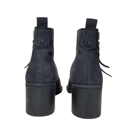 BP Navy Blue Leather Block Heeled Side Zipper Ankle Booties Size 7 - Picture 6 of 13